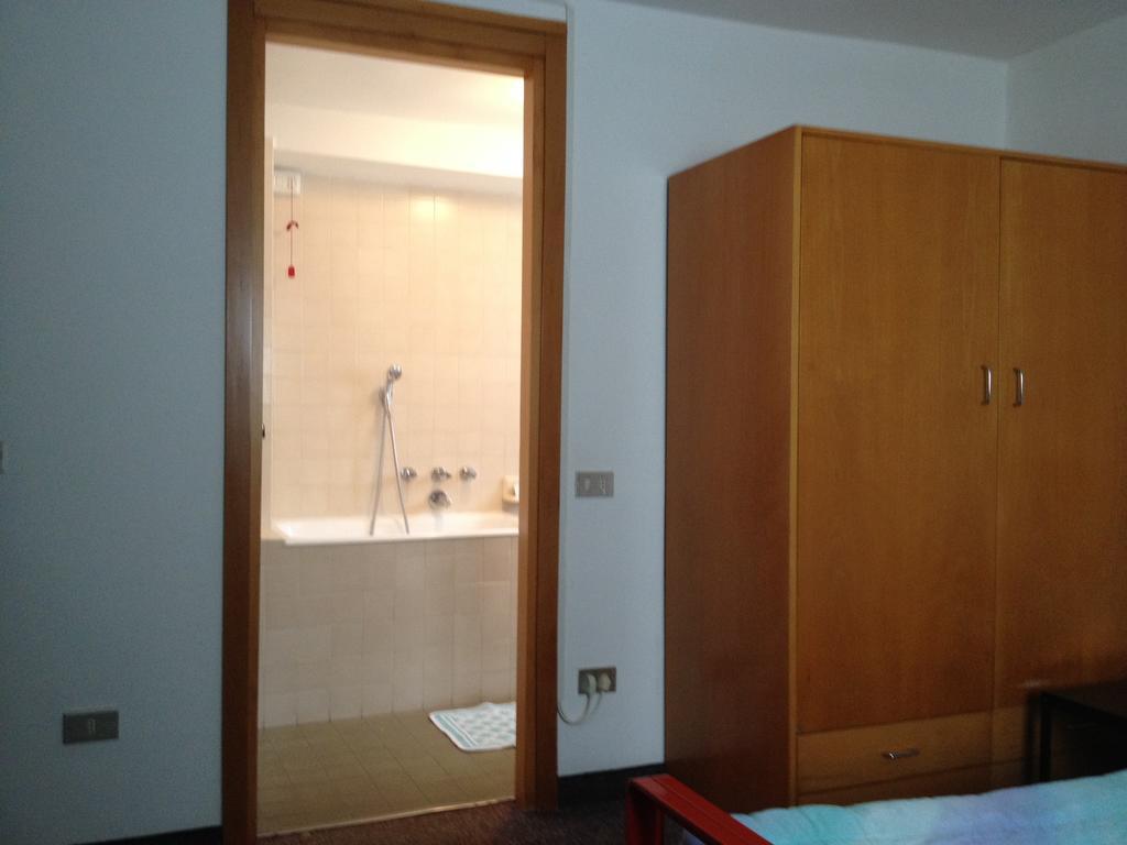 Hotel Rododendro Foppolo Szoba fotó